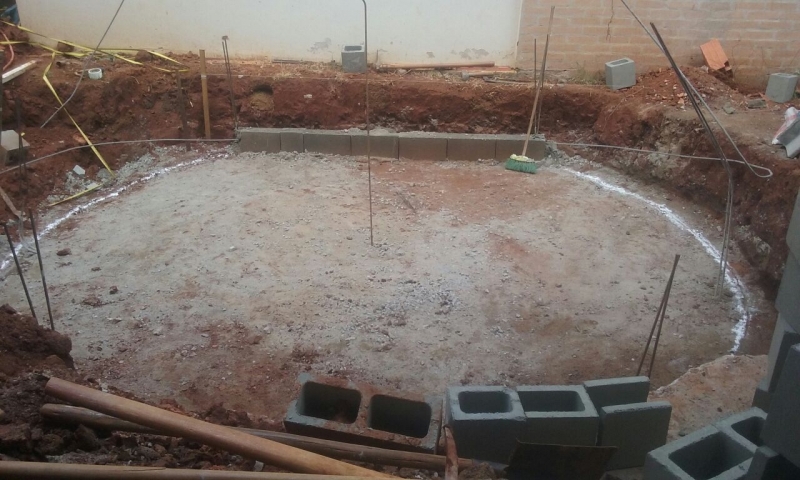 Construção Piscina Azulejo Preço Higienópolis - Construção de Piscina de Fibra Aquecida