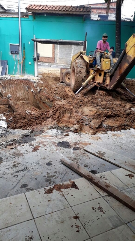 Onde Encontro Construção de Piscina de Fibra Aquecida Cantareira - Construção de Piscina para Academias