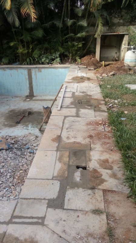 Reformas de Piscina Alvenaria Preço Água Branca - Reforma de Piscina de Fibra