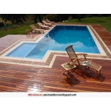 Piscinas com Deck